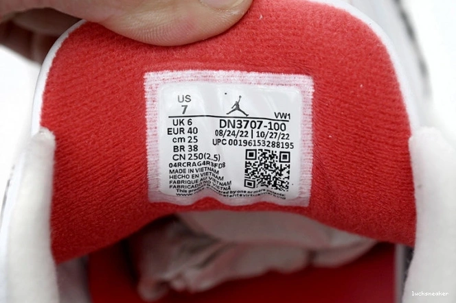Reps LUCY Reimagined 3 Retro Jordan White Cement DN3707-100 0723